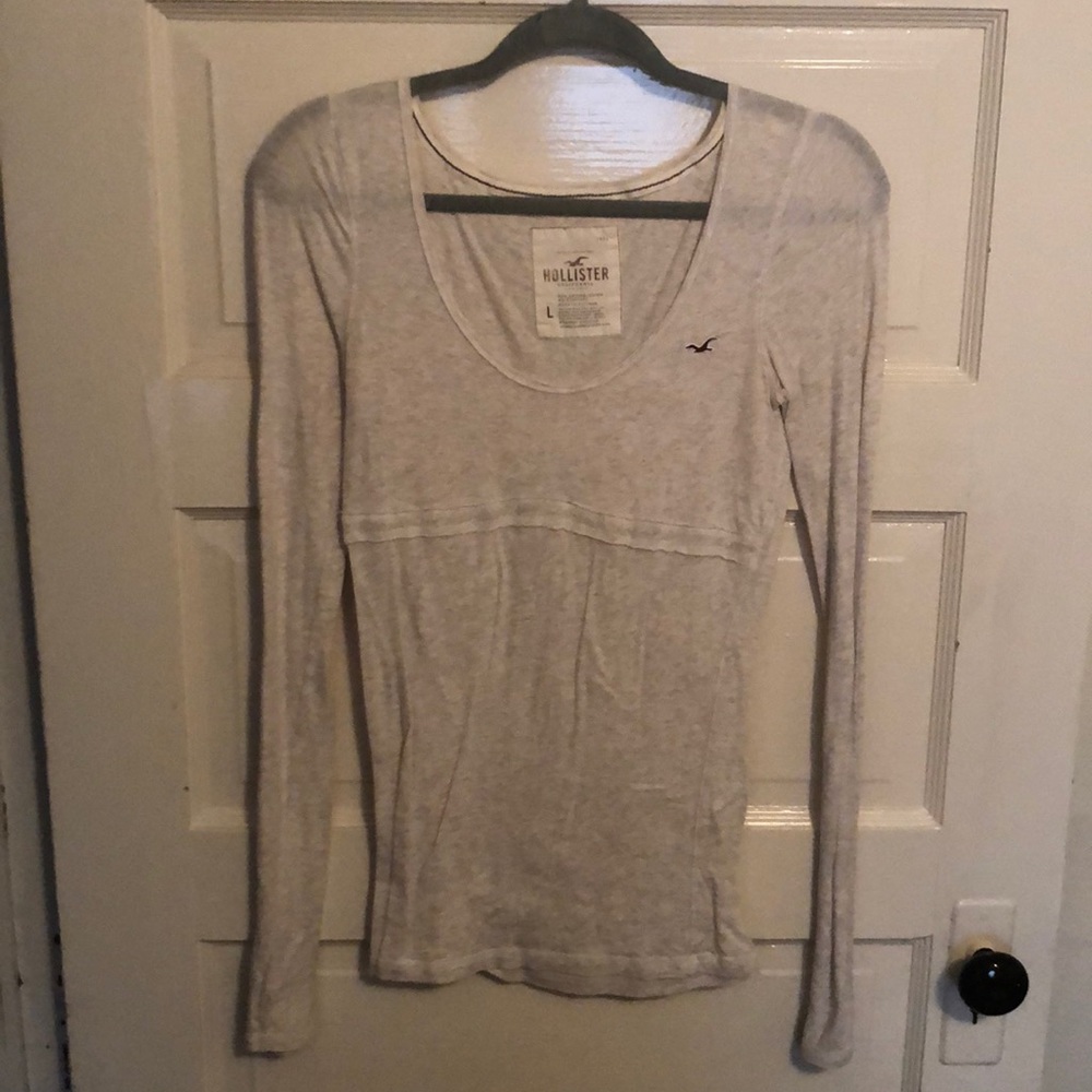 Cream hollister top